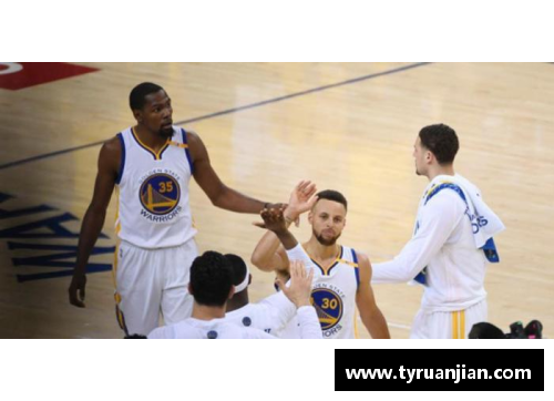 J9集团官网4比1!勇士主场夺得NBA总冠军库里杜兰特合砍73分 - 副本
